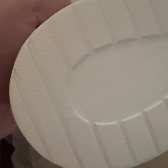 Nike Women's Tanjun White and pink  Shoes - Picture 6 of 8